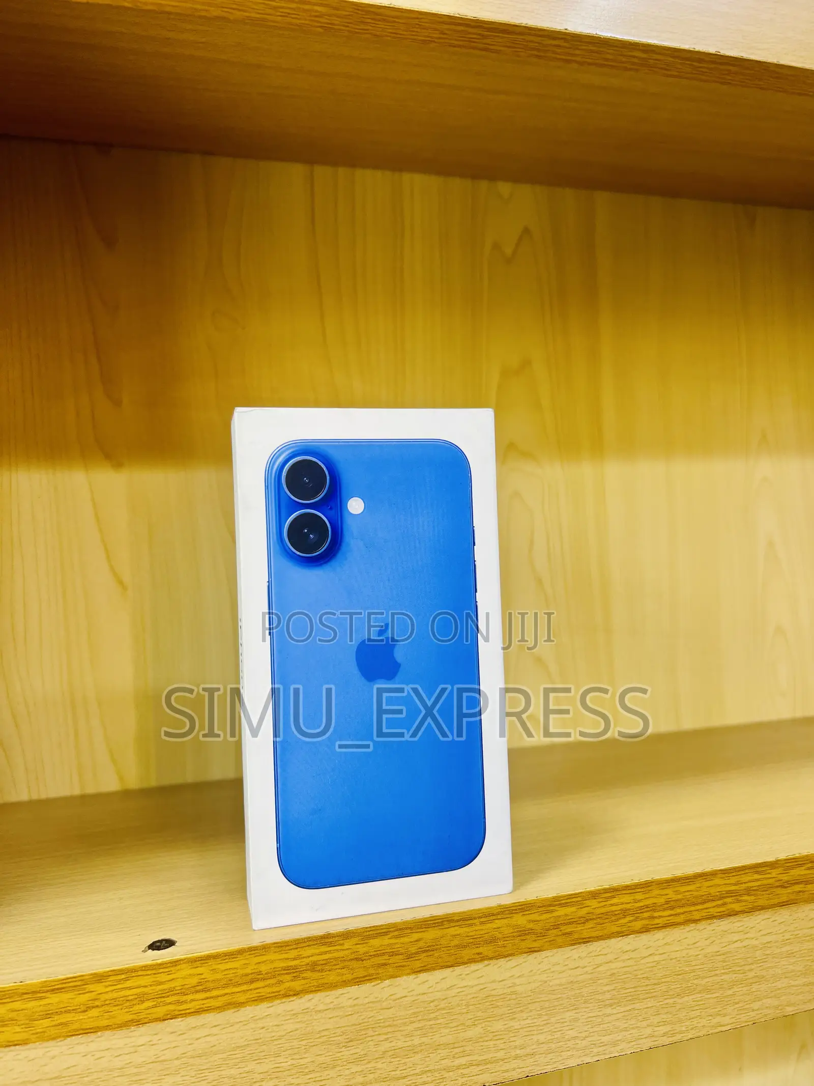 New Apple iPhone 16 256 GB Blue