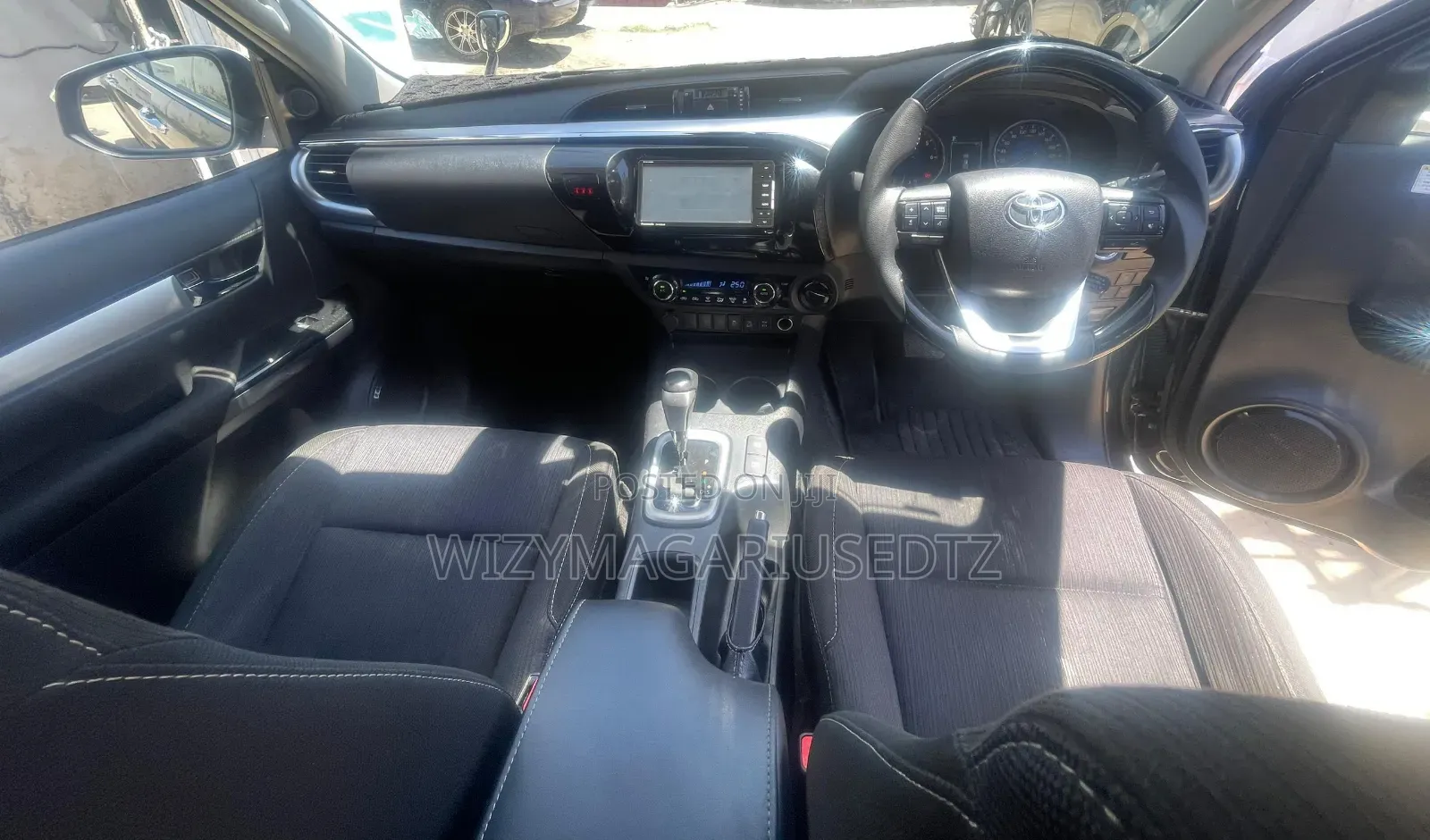 Toyota Hilux 2017 Matt Black