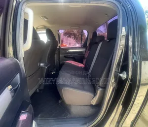 Toyota Hilux 2017 Matt Black