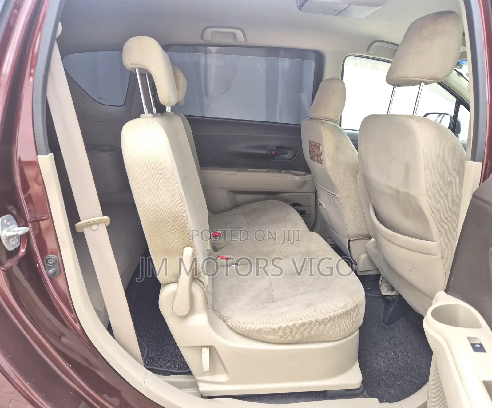 Toyota Passo Sette 2010 Burgundy