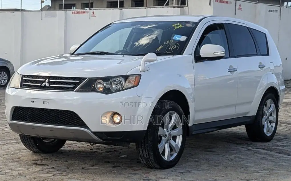 Mitsubishi Outlander 2010 Pearl