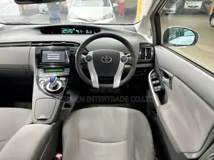 Toyota Prius I 2010 White