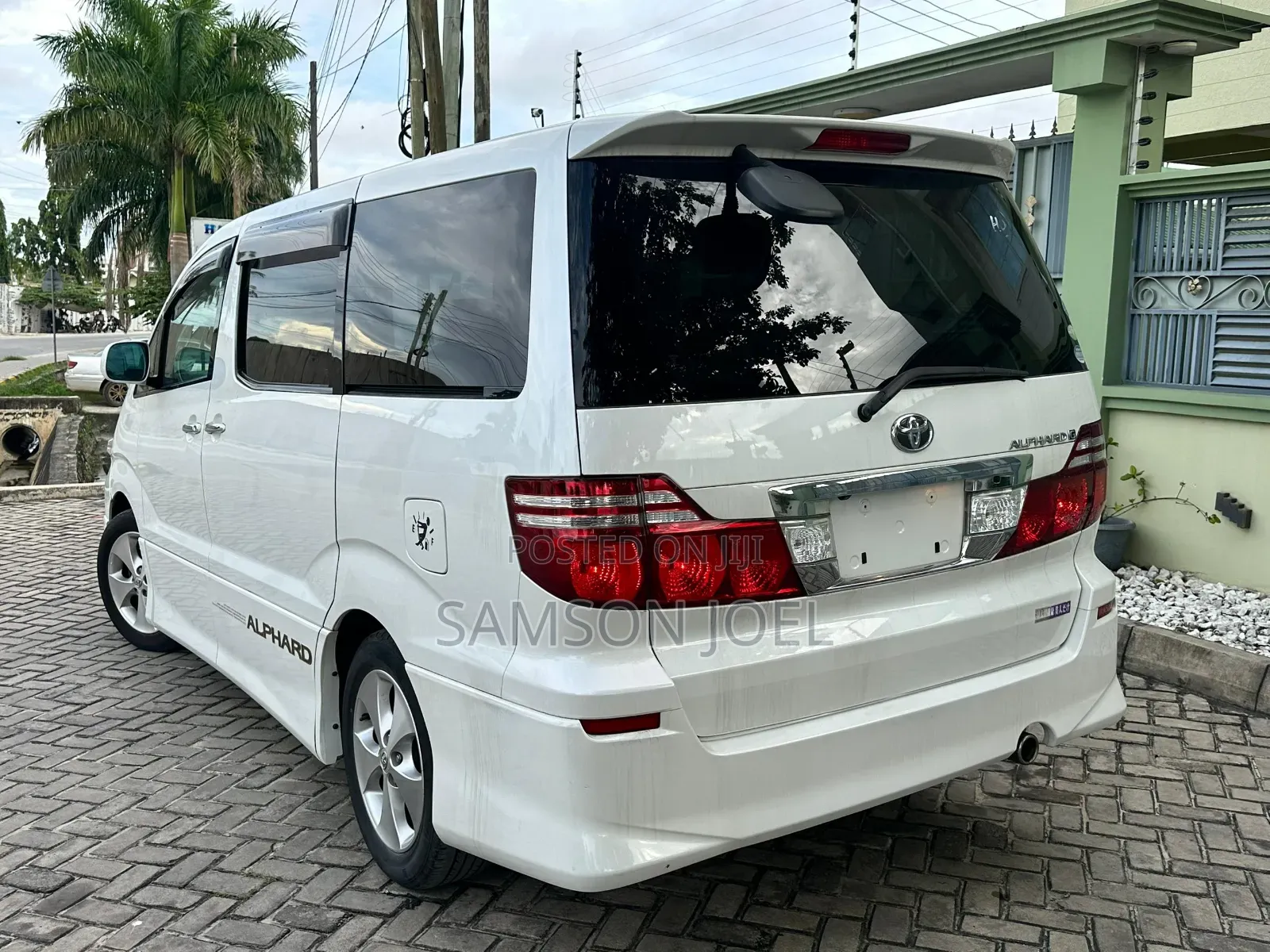 Toyota Alphard 2007 White