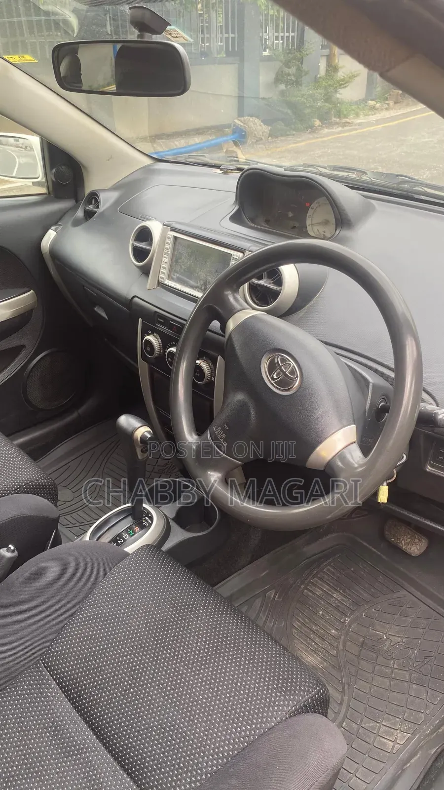 Toyota IST 2004 Pearl