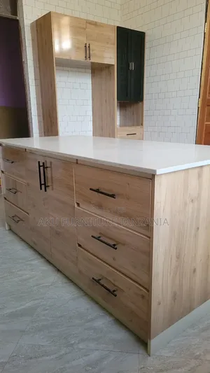 Kitchen Cabinets With Island