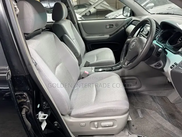 Toyota Kluger 2004 Black