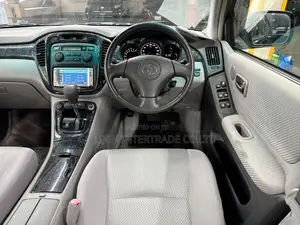 Toyota Kluger 2004 Black