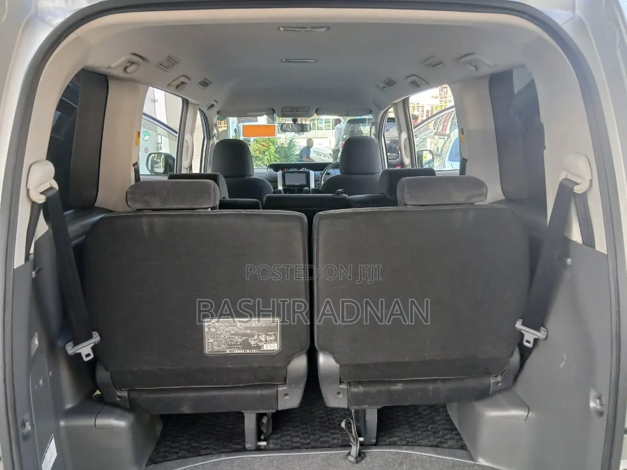 Toyota Noah 2009 Silver