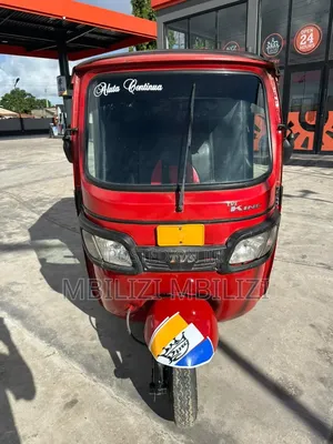 TVS King Cargo 2025 Red