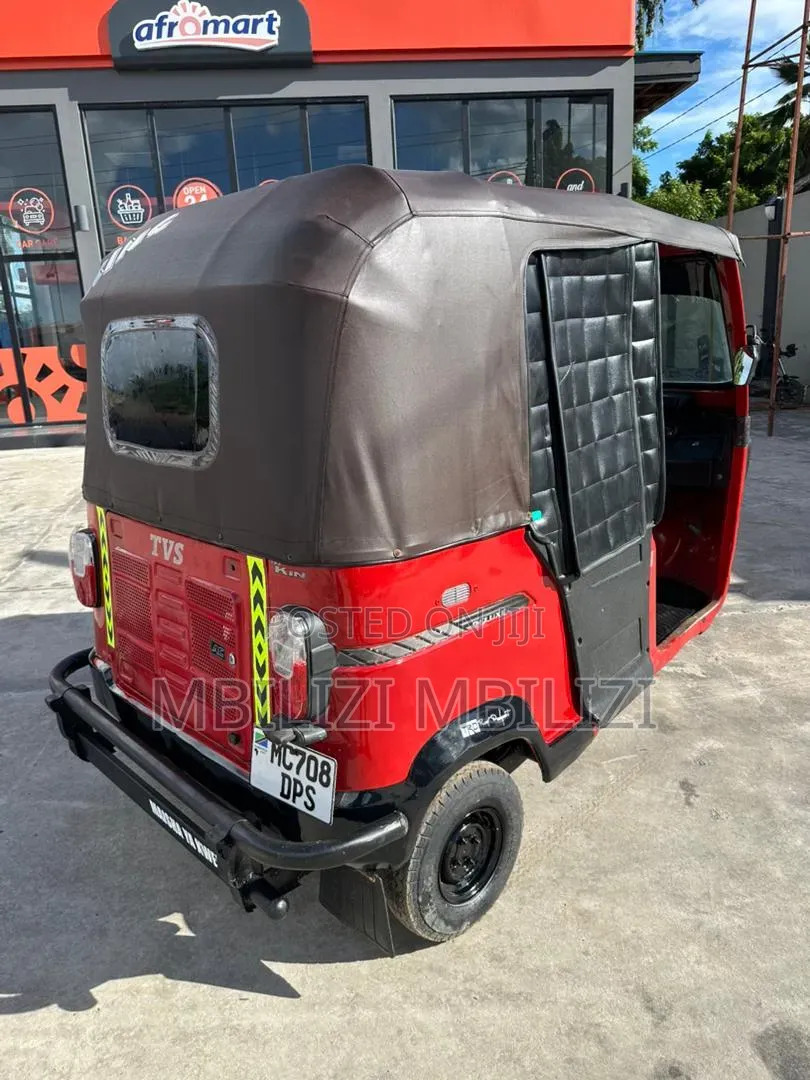 TVS King Cargo 2025 Red