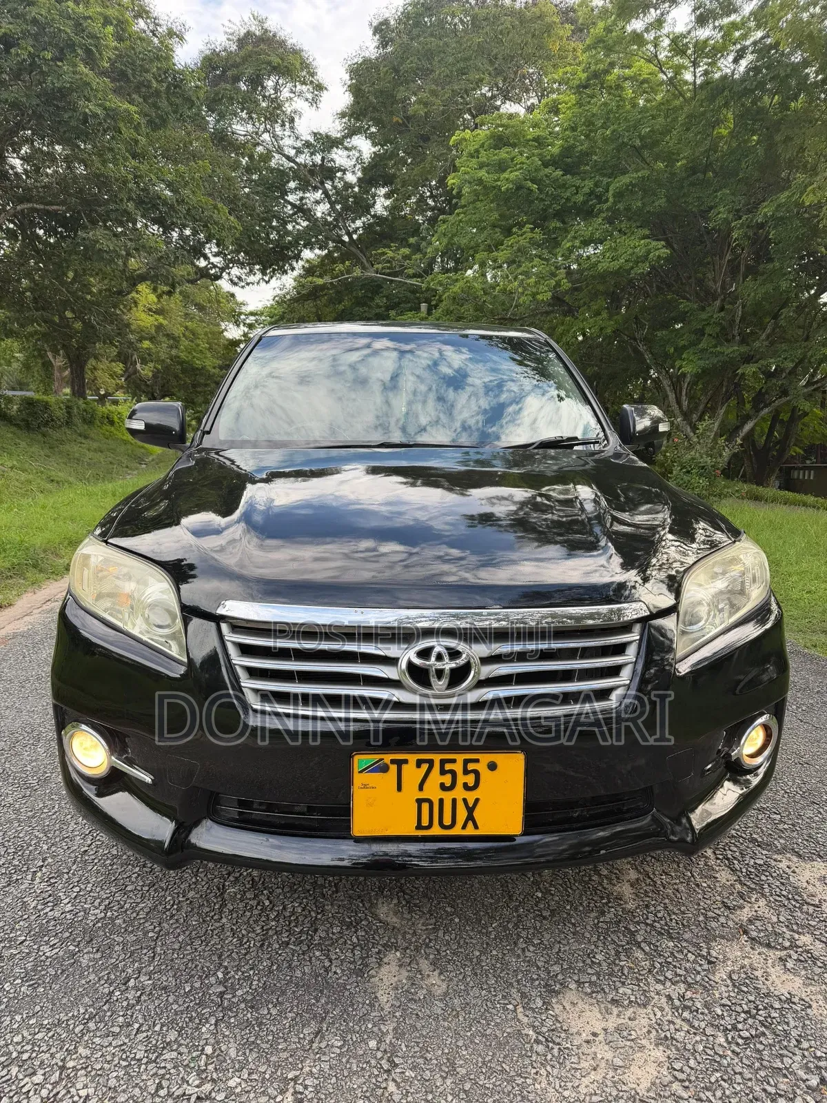 Toyota Vanguard 2010 Black