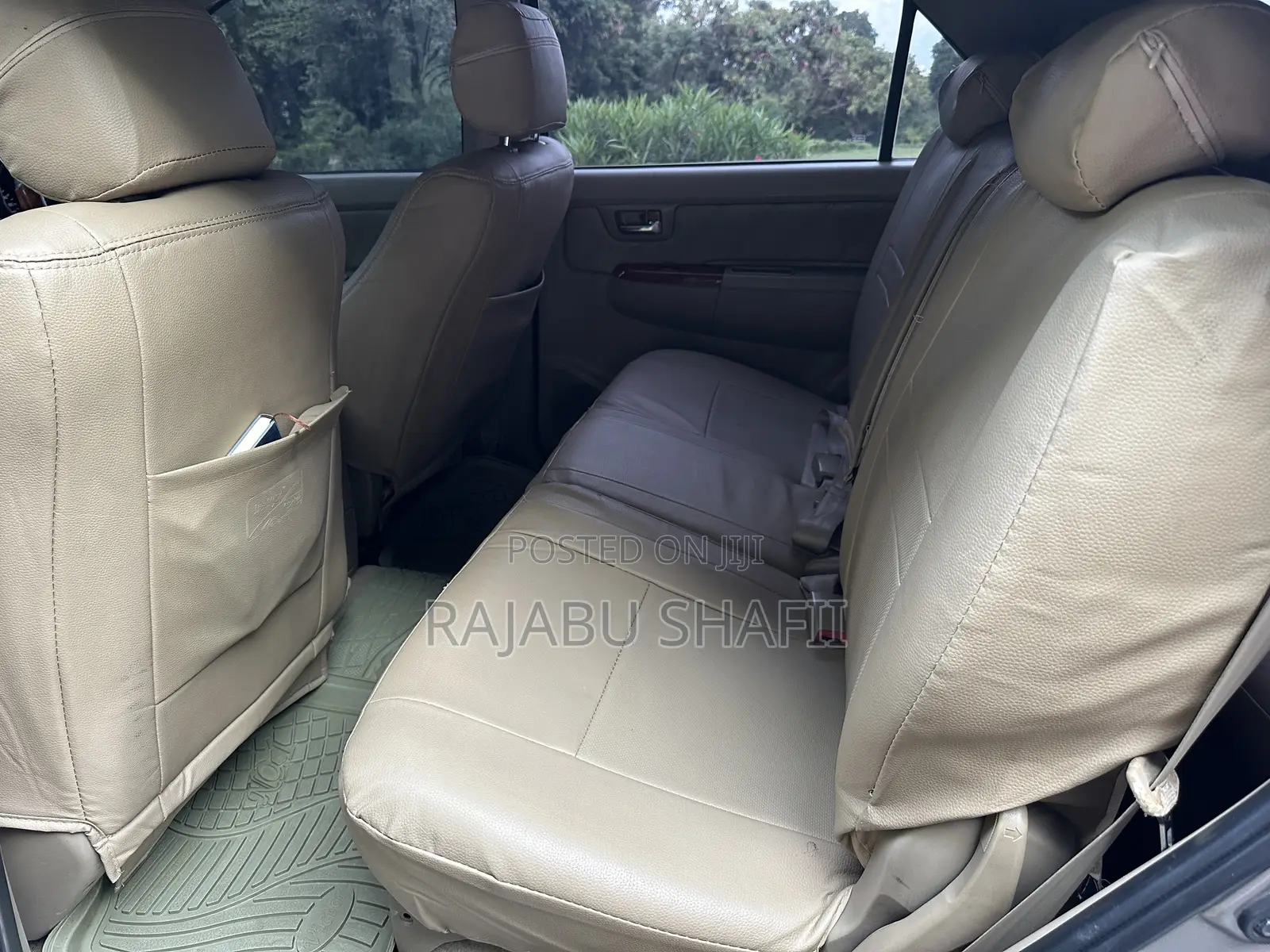 Toyota Fortuner 2.7 AWD 2011 Gold
