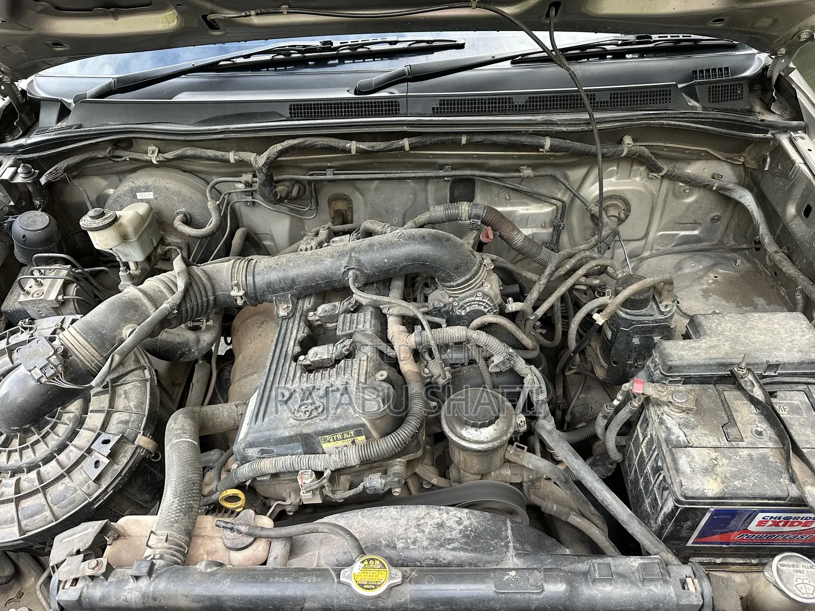 Toyota Fortuner 2.7 AWD 2011 Gold