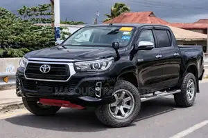 Toyota Hilux 2018 Black