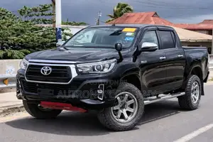 Toyota Hilux 2018 Black
