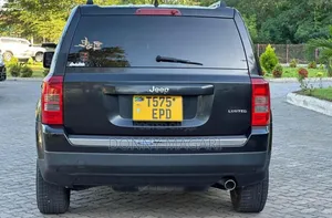 Jeep Patriot 2011 Black