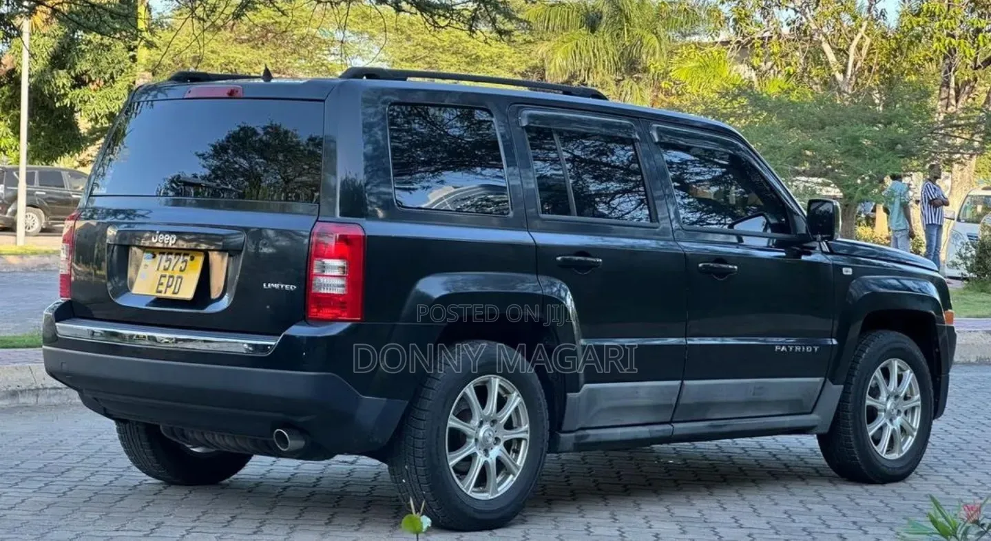 Jeep Patriot 2011 Black
