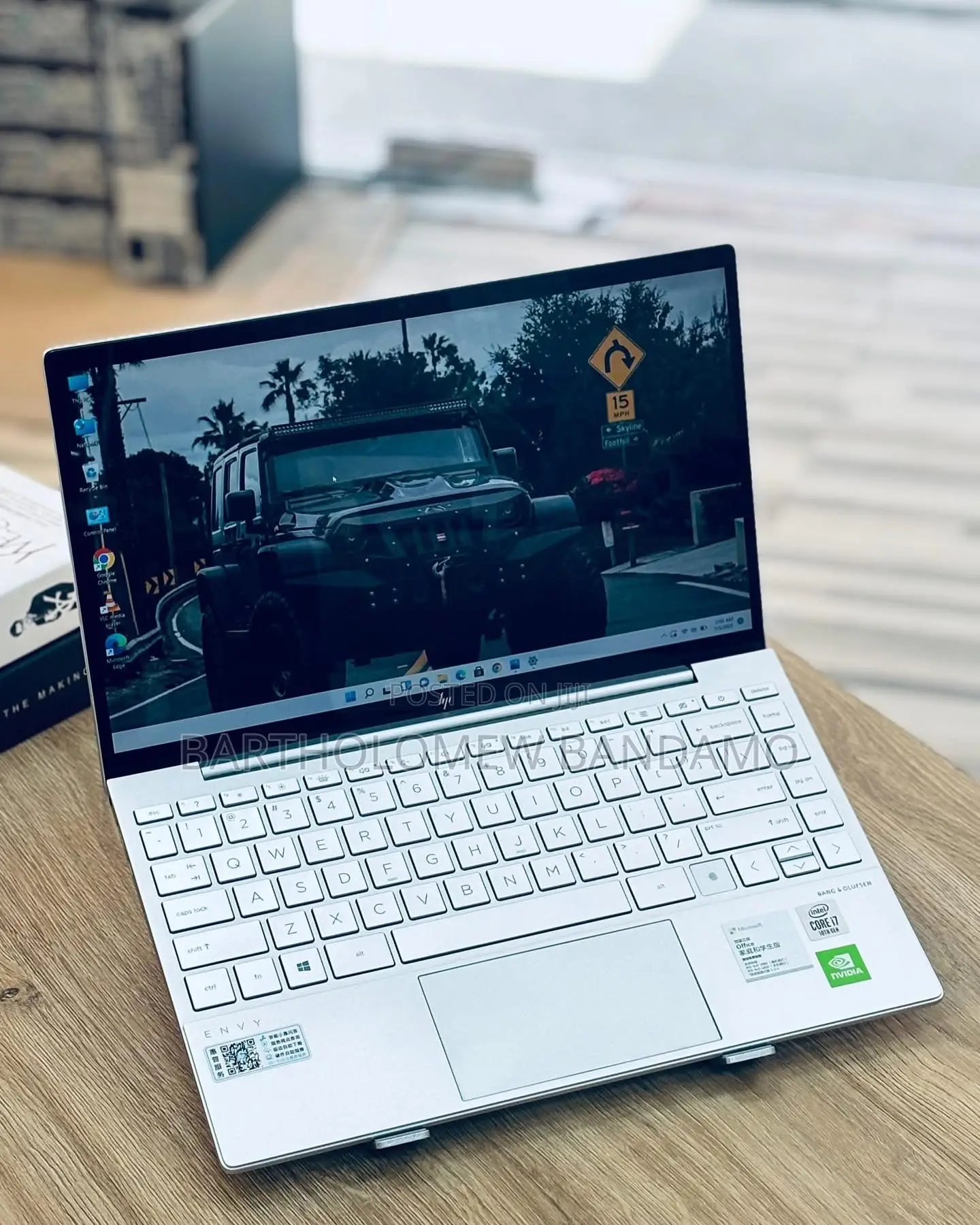 Laptop HP Envy 13 16GB Intel Core i7 HDD+SSD 1T