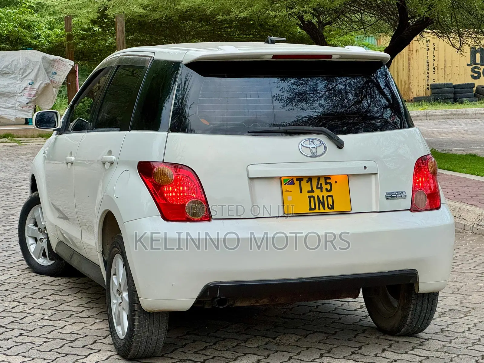 Toyota IST 2004 White