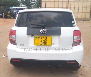 Toyota IST 2006 White