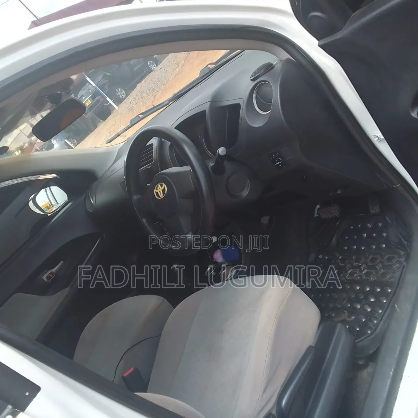 Toyota IST 2006 White