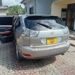 Toyota Harrier 2006 Silver