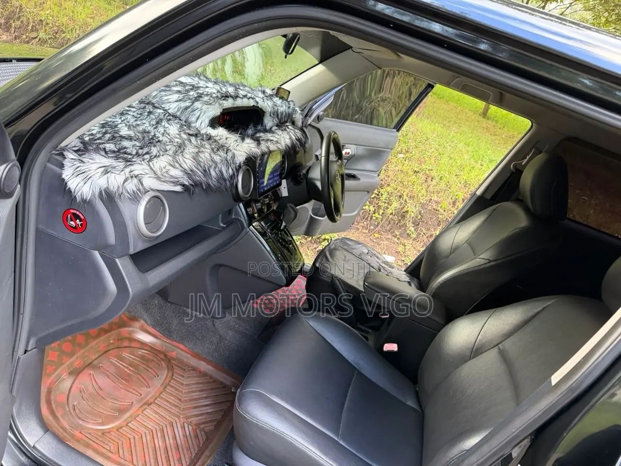 Toyota Corolla Rumion 2011 Black