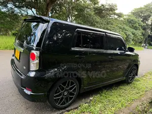 Toyota Corolla Rumion 2011 Black