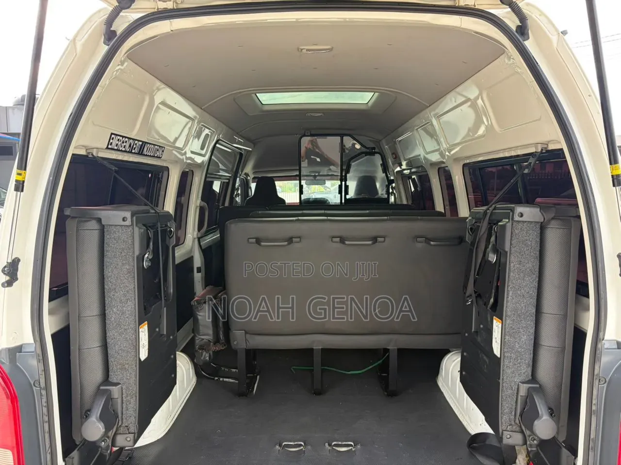 Toyota Quantum 2014 White