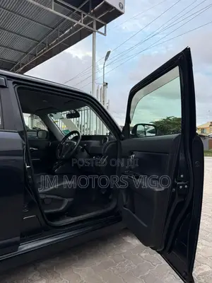 Toyota Corolla Rumion 2013 Black
