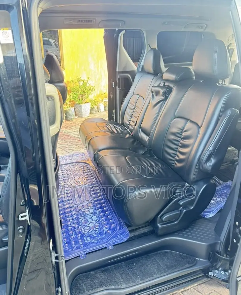 Toyota Noah 2009 Black