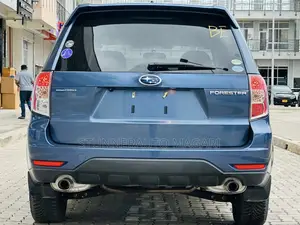 Subaru Forester 2011 Blue
