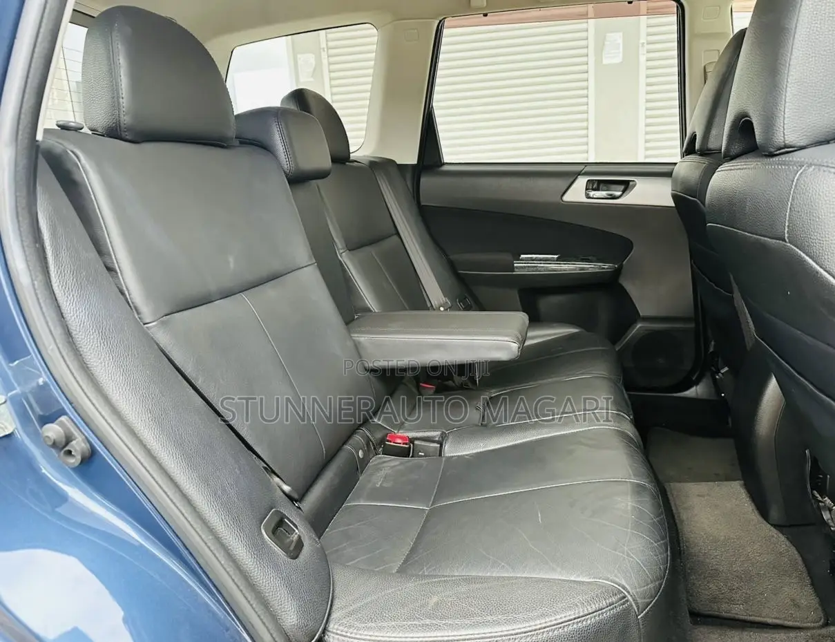 Subaru Forester 2011 Blue