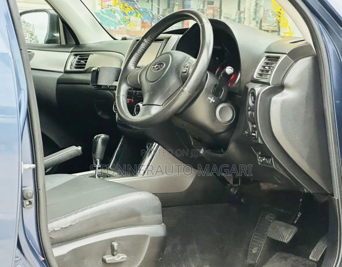 Subaru Forester 2011 Blue