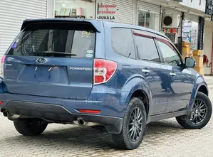 Subaru Forester 2011 Blue