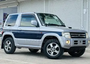 Mitsubishi Pajero Mini 2011 Blue