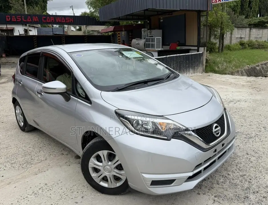 Nissan Note 2018 Silver