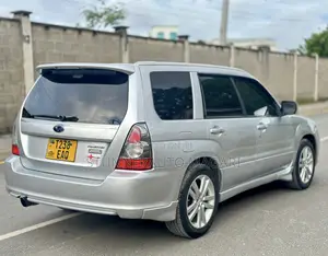 Subaru Forester 2005 Silver