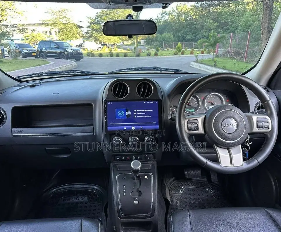 Jeep Patriot 2011 Black
