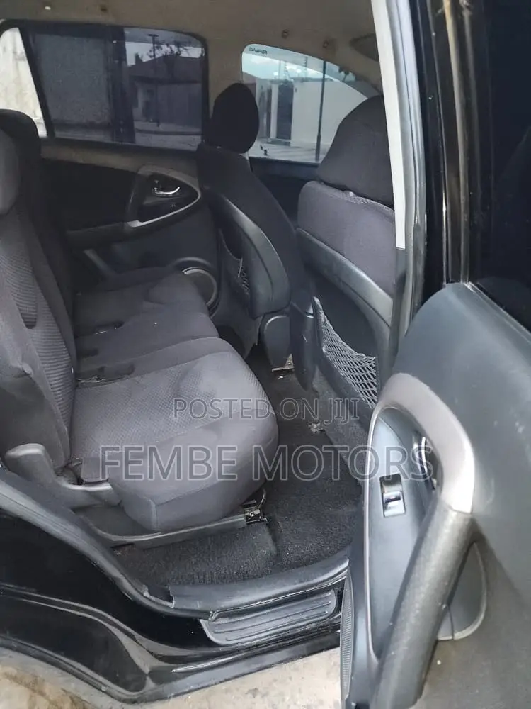 Toyota RAV4 2005 Black