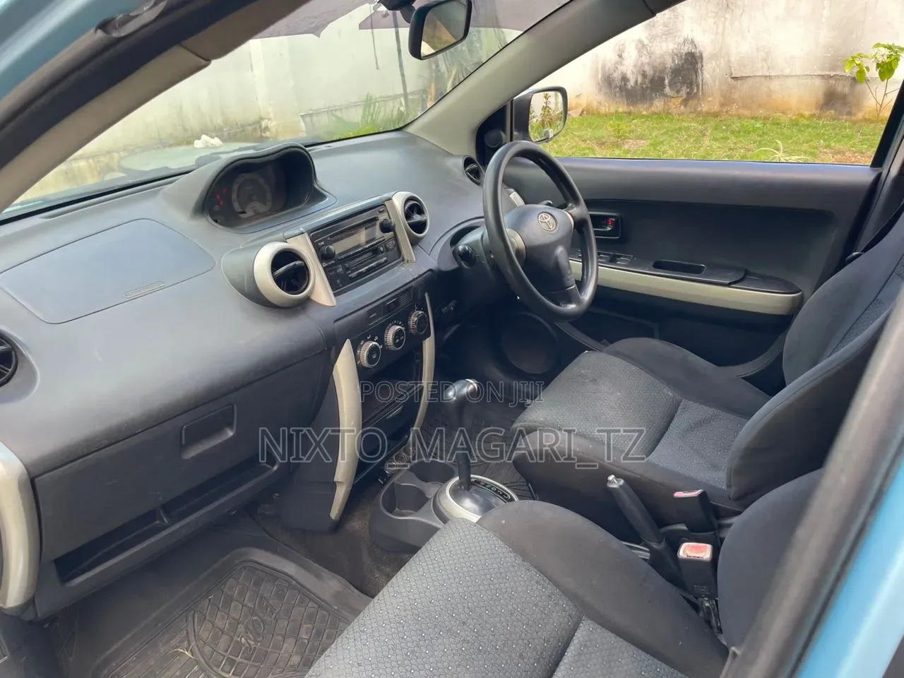Toyota IST 2005 Blue