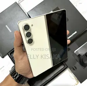 New Samsung Galaxy Z Fold 5 256 GB Silver