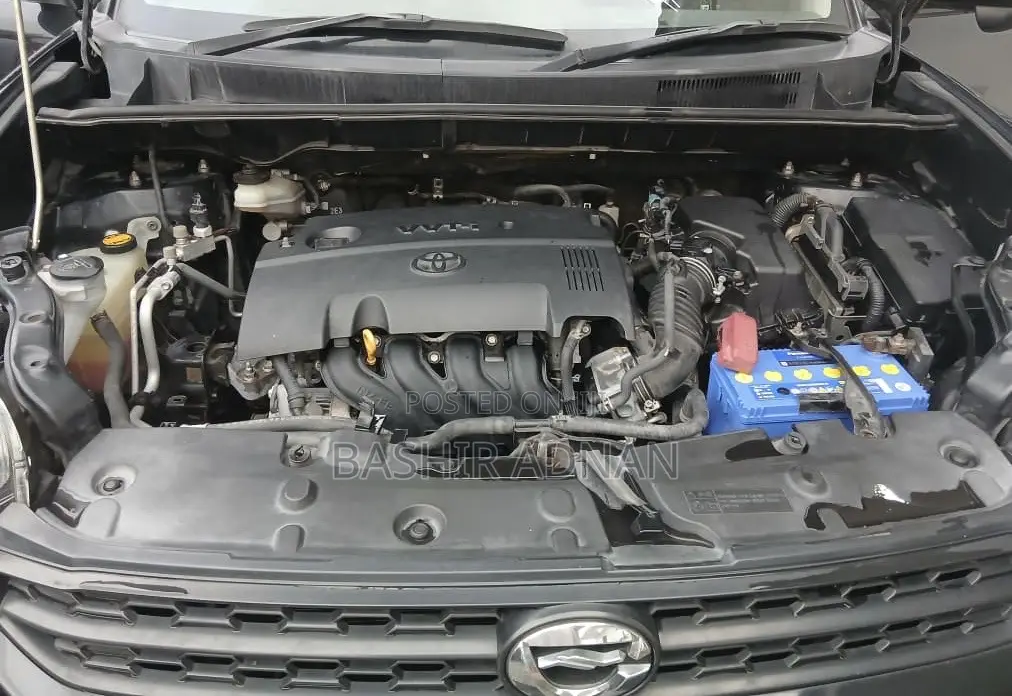 Toyota Corolla Rumion Hatchback 1.5 FWD 2011 Black