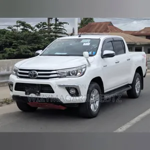 Toyota Hilux 2018 Off white