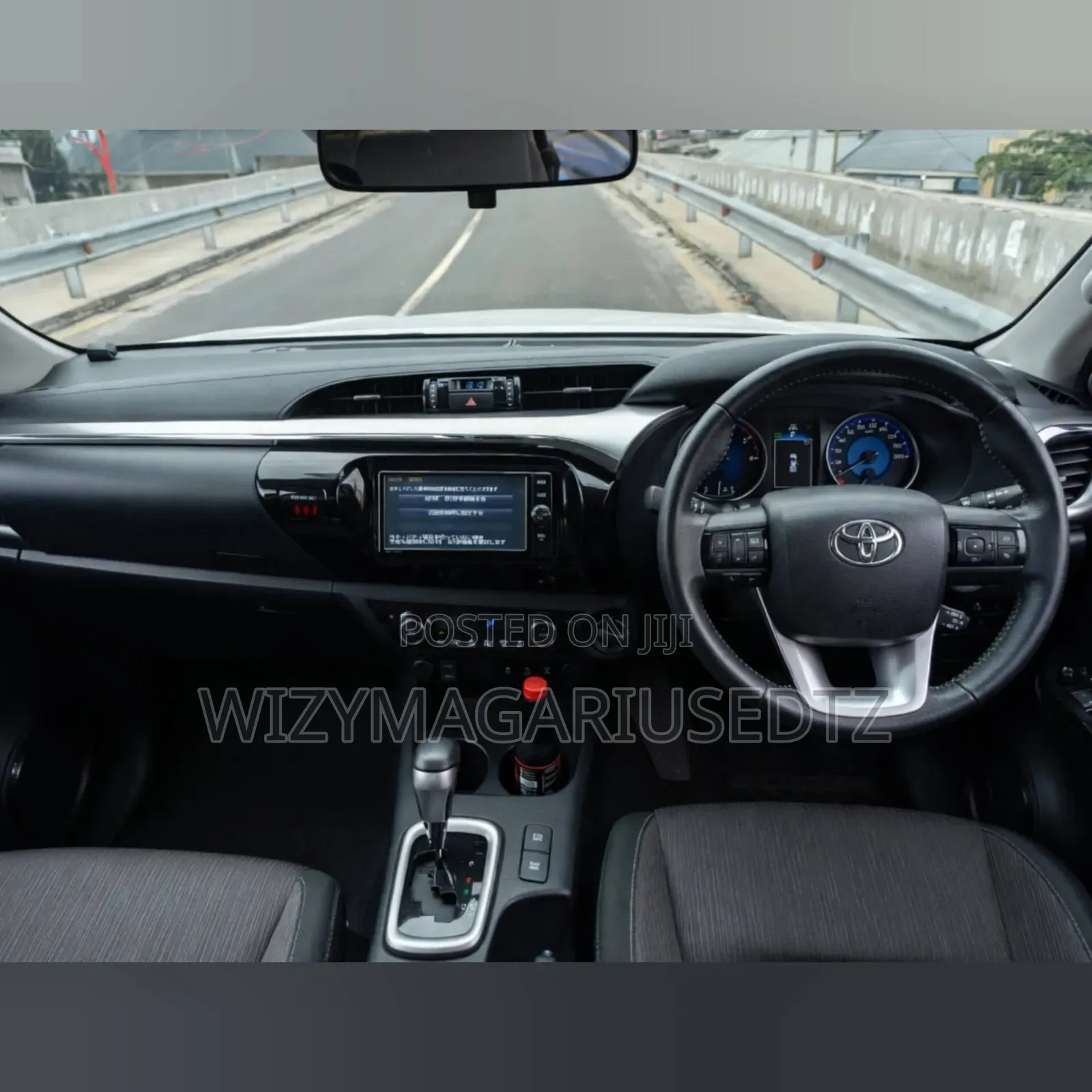 Toyota Hilux 2018 Off white