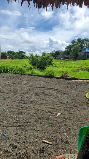 Viwanja Bora Ndani Ya Kikatiti 1.5 Km