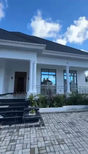 4bdrm House in Kigamboni for sale