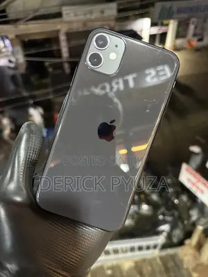 Apple iPhone 11 64 GB Black