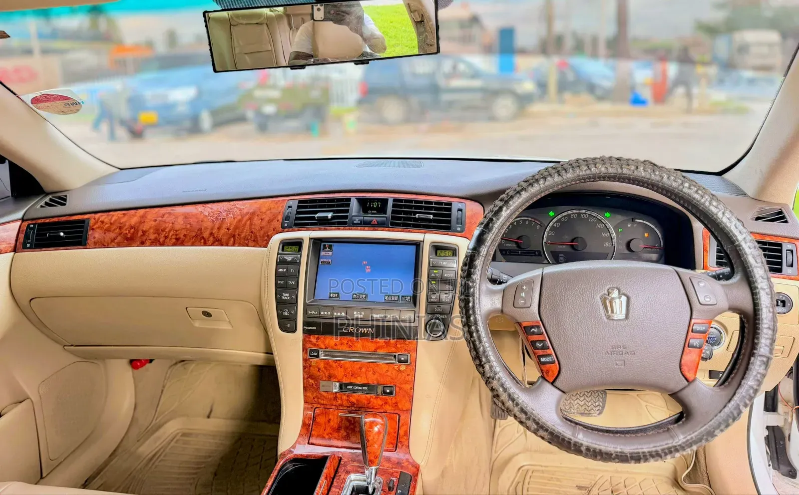Toyota Crown Royale 2005 White
