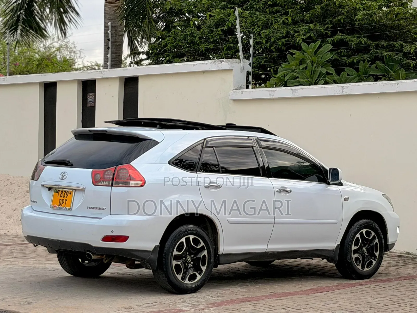 Toyota Harrier 2006 White